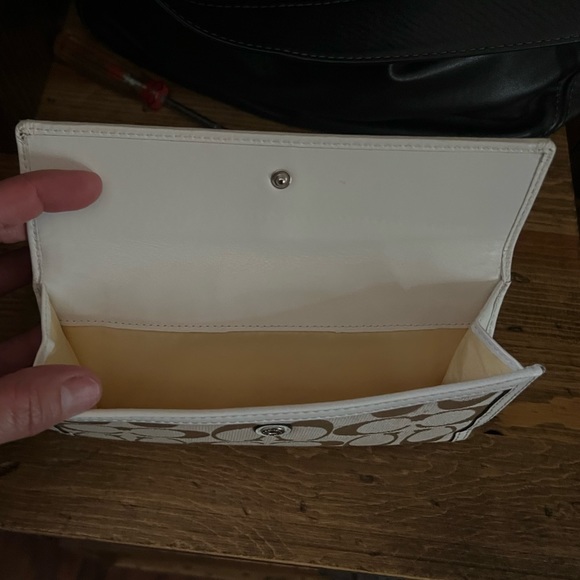 Coach Wallet - Picture 8 of 8